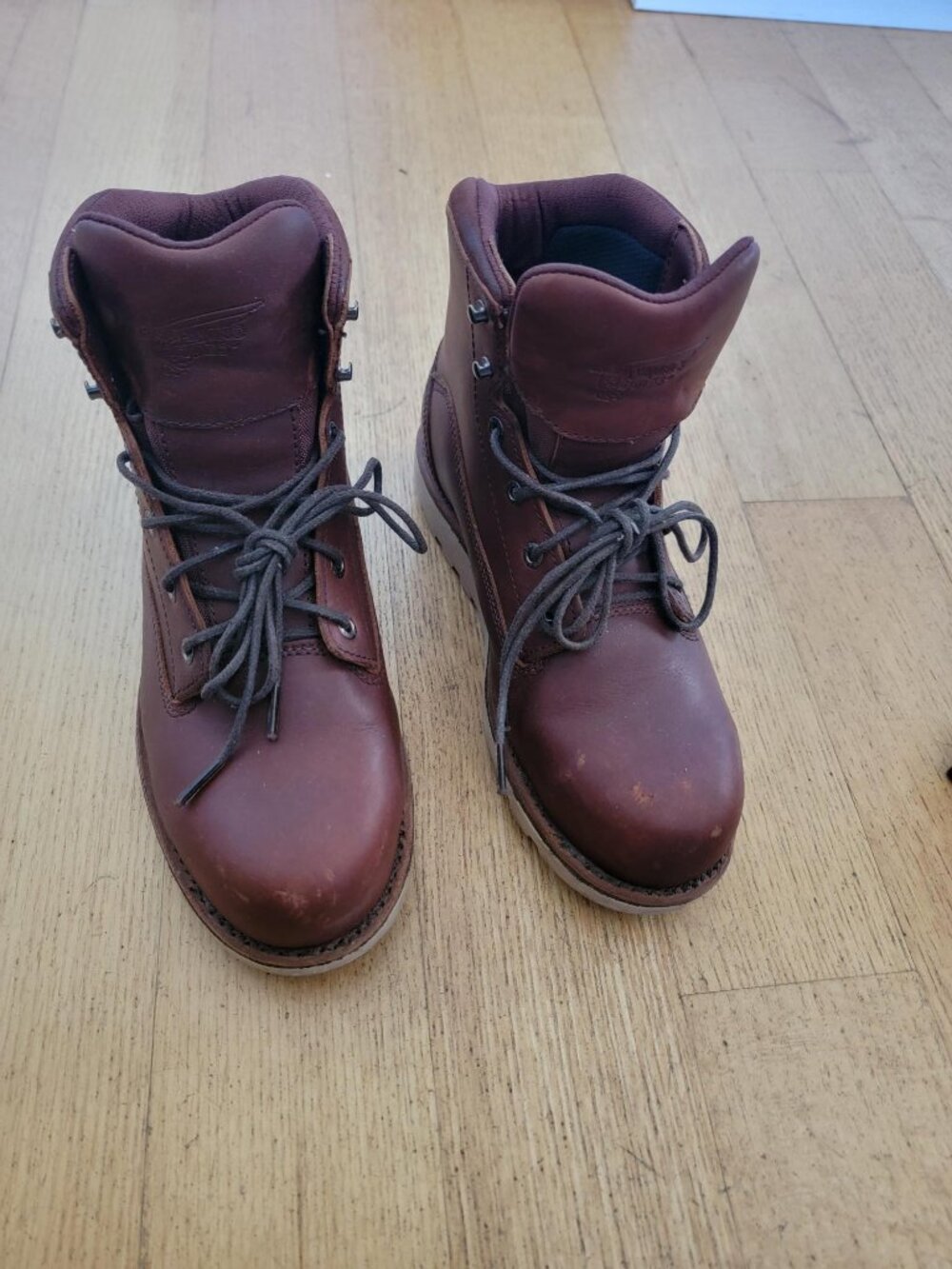 Redwing Construction WorkBoots Mens-7 (fits women 8.5)